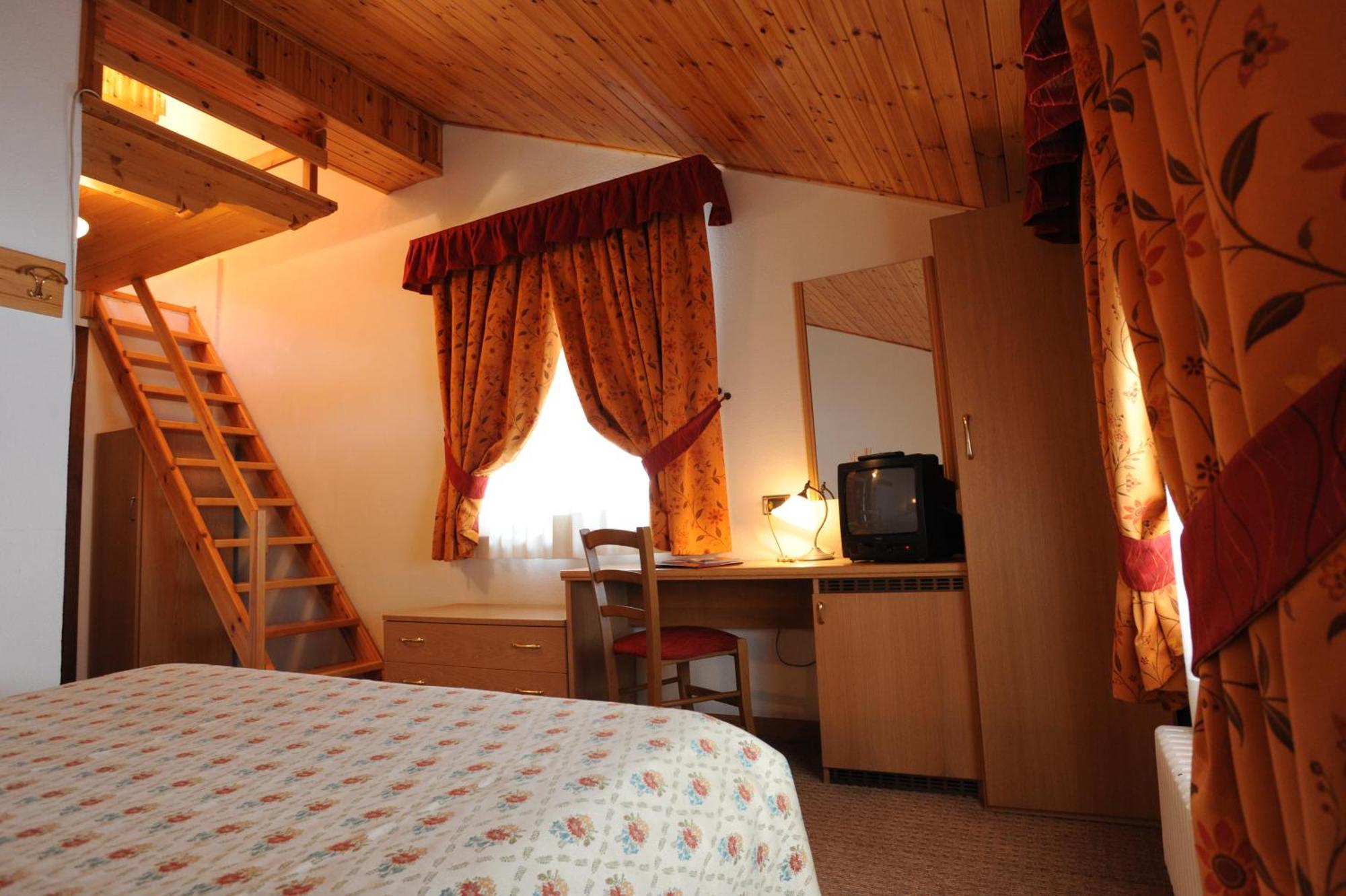 Petit Tournalin Hotel Champoluc